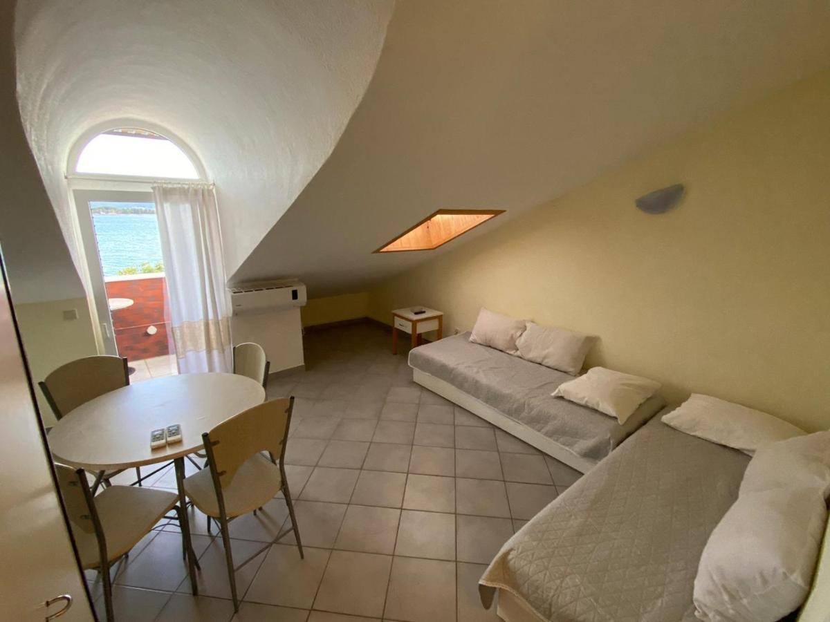 טוראני Blue Wave Apartments מראה חיצוני תמונה