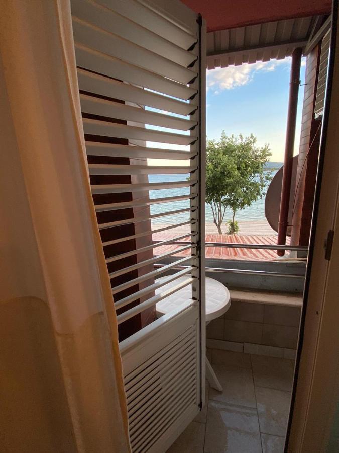 טוראני Blue Wave Apartments מראה חיצוני תמונה